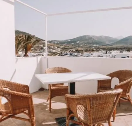 Perseas * Naousa (Paros)