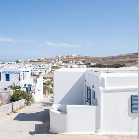 Perseas アパートホテル