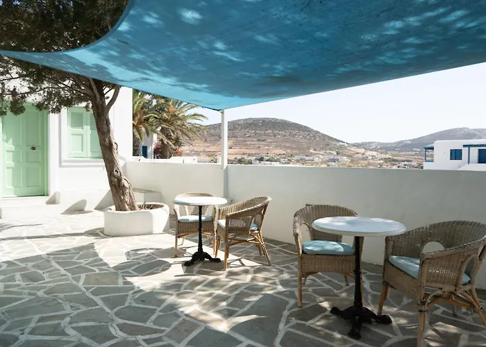 Perseas Aparthotel 3*